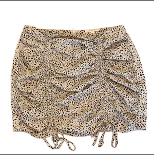 PacSun LA Hearts Ruched Leopard Cheetah Mini Skirt Lightweight Tan Black M thumbnail 2