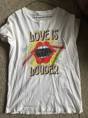 Boutique Graphic Tee thumbnail 2