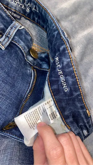 American Eagle Skinny Jeans thumbnail 2