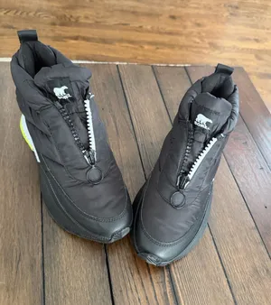 SOREL Out N About III Puffy Waterproof Boots Size 11 thumbnail 1