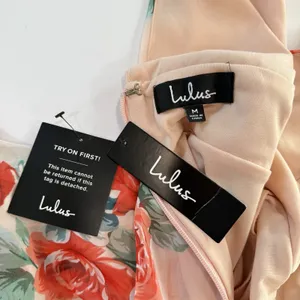 NWT Lulus Peach Pink Garden Meandering Blush Floral Chiffon Maxi Dress MEDIUM‎ thumbnail 11