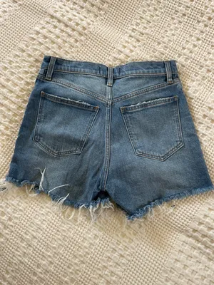 Abercrombie Curve Love Shorts High-Rise Mom 4" thumbnail 3