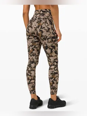 Lululemon Invigorate High Rise Tight 25" Size 4 thumbnail 4