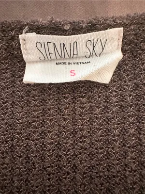 Sienna Sky Dark Green Waffle-Knit Button-Front Tie Hem Top thumbnail 2