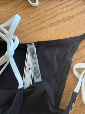 Frankie’s bikinis set thumbnail 2
