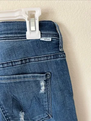 MOTHER The Weekender Fray flare denim Jeans Graffiti‎ Girl Wash 28” thumbnail 7