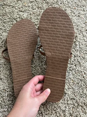 Brown Size 8 thumbnail 2