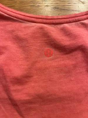lululemon athletica Coral Scoop Neck Short Sleeve Tee thumbnail 2