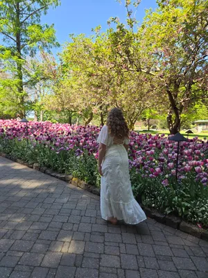 White Floral Maxi Dress w Sheer Short Sleeves Sweetheart Neckline Lace up back thumbnail 10
