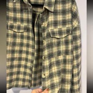 Cloud Ten boutique plaid shacket‎ thumbnail 3