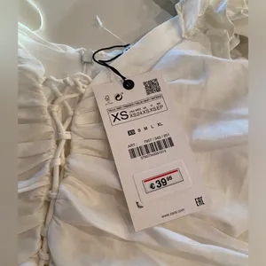ZARA woman’s white braced linen blend mini dress - scrunched chic summer - XS thumbnail 9