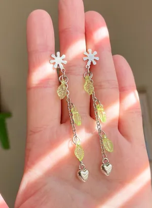 Handmade Kawaii fairy whimsical boho style heart & leaf chain dangle earrings ⭐️🍃🌀 thumbnail 3