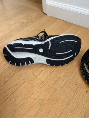 Womens Size 10 Brooks Glycerin GTS 20 Shoes Black/White Road Running Sneakers thumbnail 8