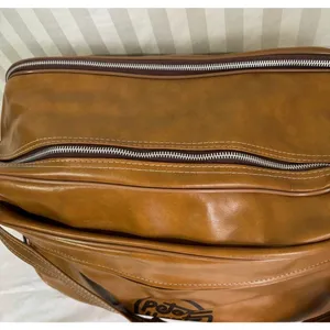 Vintage Peter Hantz Caramel Brown Faux Leather Travel Bag Shoulder Duffle thumbnail 8