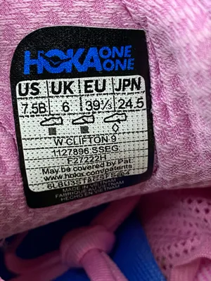 oka One One Clifton 9 women Running sneakers shoes size 7.5 Brand new no box thumbnail 8