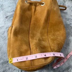 Eddie Bauer Tan Suede‎ Leather Bag Drawstring One Shoulder Backpack Purse thumbnail 11