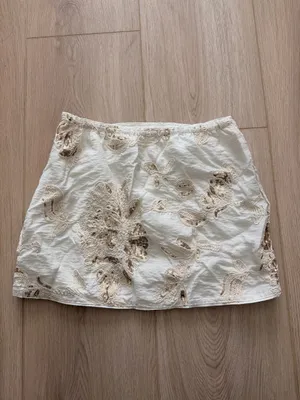 Lulus Embroidered White Mini Skirt with Sequin Floral Detail thumbnail 3