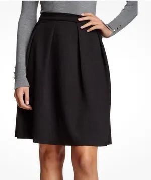 NWOT Dantelle Casual Ponte Pleated Skirt thumbnail 1