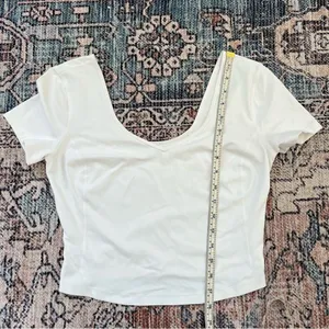 Lululemon Align Tee Short Sleeve Cropped Top White Size 6 V-Neck Open Back Shirt thumbnail 9