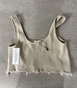 NWT Sisters&Seekers Cropped Top thumbnail 1
