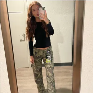 Abercrombie & Fitch 2000s Vintage Reissue Camo Utility Chair Pants thumbnail 4