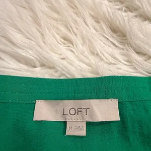 LOFT square neck relaxed fit flowy top blouse emerald kelly green M thumbnail 4