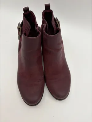 Baretraps Women's Size 10 M Burgundy Ankle Boots Buckle Detail Dr Scholls Insole thumbnail 4