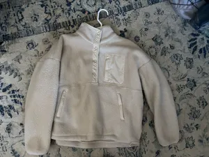 White fleece quarter thumbnail 2