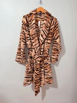 Victoria’s Secret Tiger Cozy Short Robe - Champagne Brown - Size XS/S - 11162549 thumbnail 5