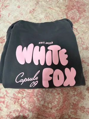 White Fox Boutique Sweatshirt thumbnail 3