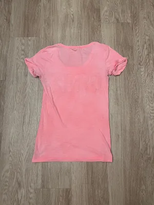 pink shirt thumbnail 2