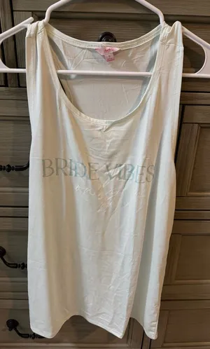 Miss to Mrs: 'Bride Vibes' Tank Top light blue thumbnail 1