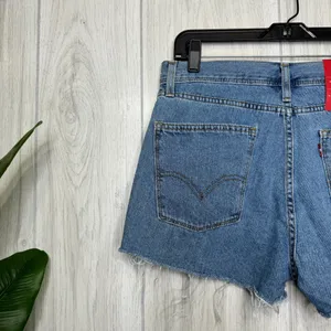 NWT Levi’s High Rise Distressed Cutoff Shorts Night Tune size 30 NEW thumbnail 6