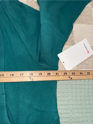 NWT Lululemon Scuba‎ Oversizdd Side-Slit Hoodie size XS/S thumbnail 4