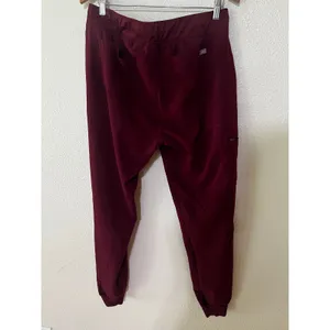 Figs Zamora Jogger Scrub Pants in burgundy WOMENS LARGE TALL thumbnail 5