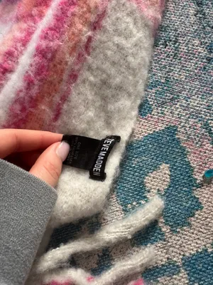 blanket scarf thumbnail 5