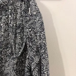 Lulu’s Tempest Floral Maxi Wrap Skirt Sz L thumbnail 8