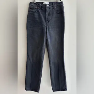 Abercrombie & Fitch The ‘90s Straight Ultra High Rise Black Jeans, 28/6 Short thumbnail 3
