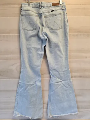 {10x32} Wrangler High Rise Fierce Flare Light Blue Denim Jeans Women's thumbnail 6