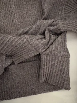 Alo Yoga Muse Hoodie thumbnail 9