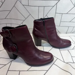 Born Leather Ankle Boots Size 9M Burgundy Buckle‎ Detail Block Heel F41847 thumbnail 2