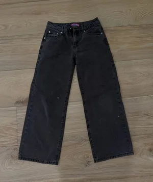 Edikted Raelynn Black Low-Rise Jeans thumbnail 1