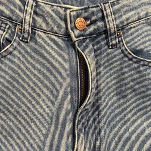 BDG Jeans Rih Extreme Baggy High Rise Y2K Streetwear Grunge 90s Indie Blue 25 thumbnail 7