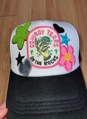 Patch trucker hat thumbnail 1