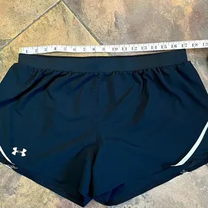 Under Armour Women’s Athletic Active Black Loose Shorts XL thumbnail 2