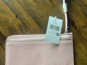 Brand New, Kate Spade Pebbled Leather Medium Wristlet & Spot the Spade Bracelet thumbnail 5