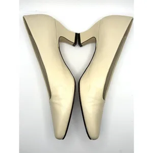 Vintage Enzo Angiolini Ivory Leather Square Toe Pumps Low Heel 90s Y2K Size 71/2 thumbnail 4