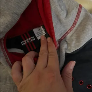 Modern Curves S/M grey red 2 pc sweat suit thumbnail 5