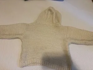 Cream sweater Tan Size M thumbnail 1