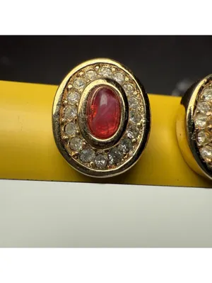 Small Christian Dior Red Glass & Rhinestone Clip-on Clip On Gold Tone Signed thumbnail 11